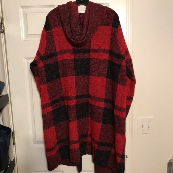 Natural Reflections Red Plaid Cardigan - Picture 6 of 6